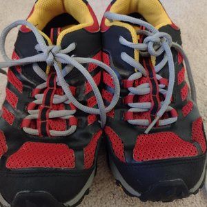 Merrell Boy's Sneakers Size Big Boys 4W. Excellent condition!